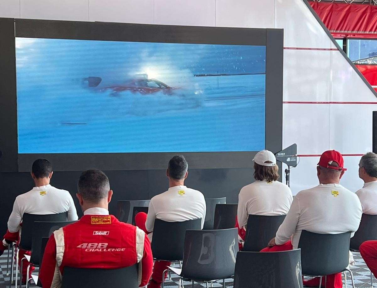 Ferrari 296 Challenge