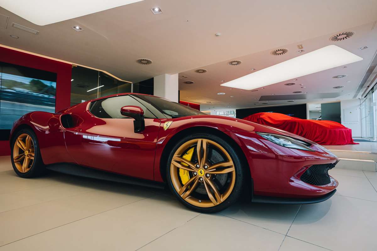 Ferrari Pre-Owned 296 GTB 