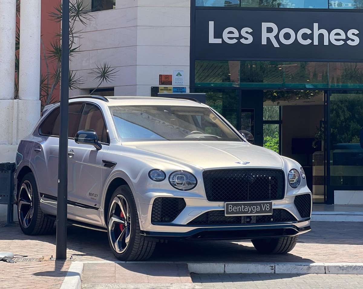 Bentley Marbella en Les Roches Marbella