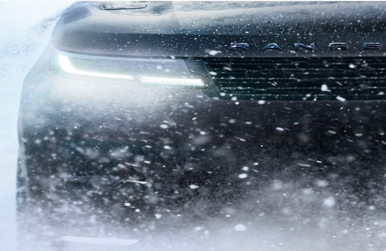 Range Rover Sport sobre nieve en evento Andorra Snow Challenge