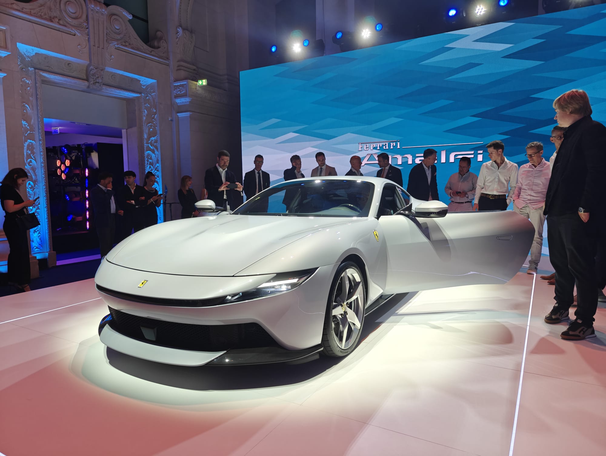 Presentación Ferrari Amalfi C. de Salamanca | Ferrari Marbella