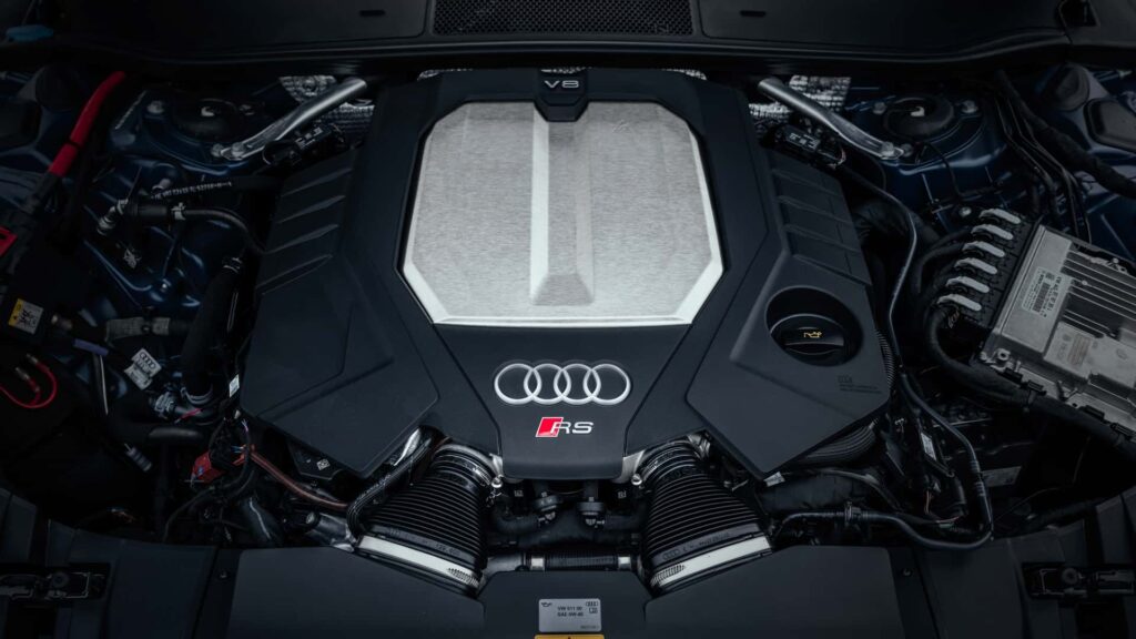 audi rs7 motor
