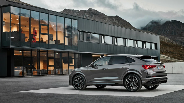 rs q3 trasera 