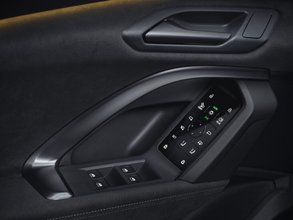 audi q5 panel
