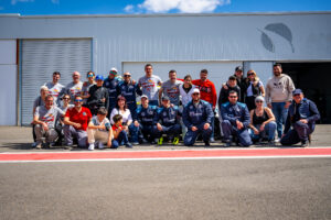 equipo al completo