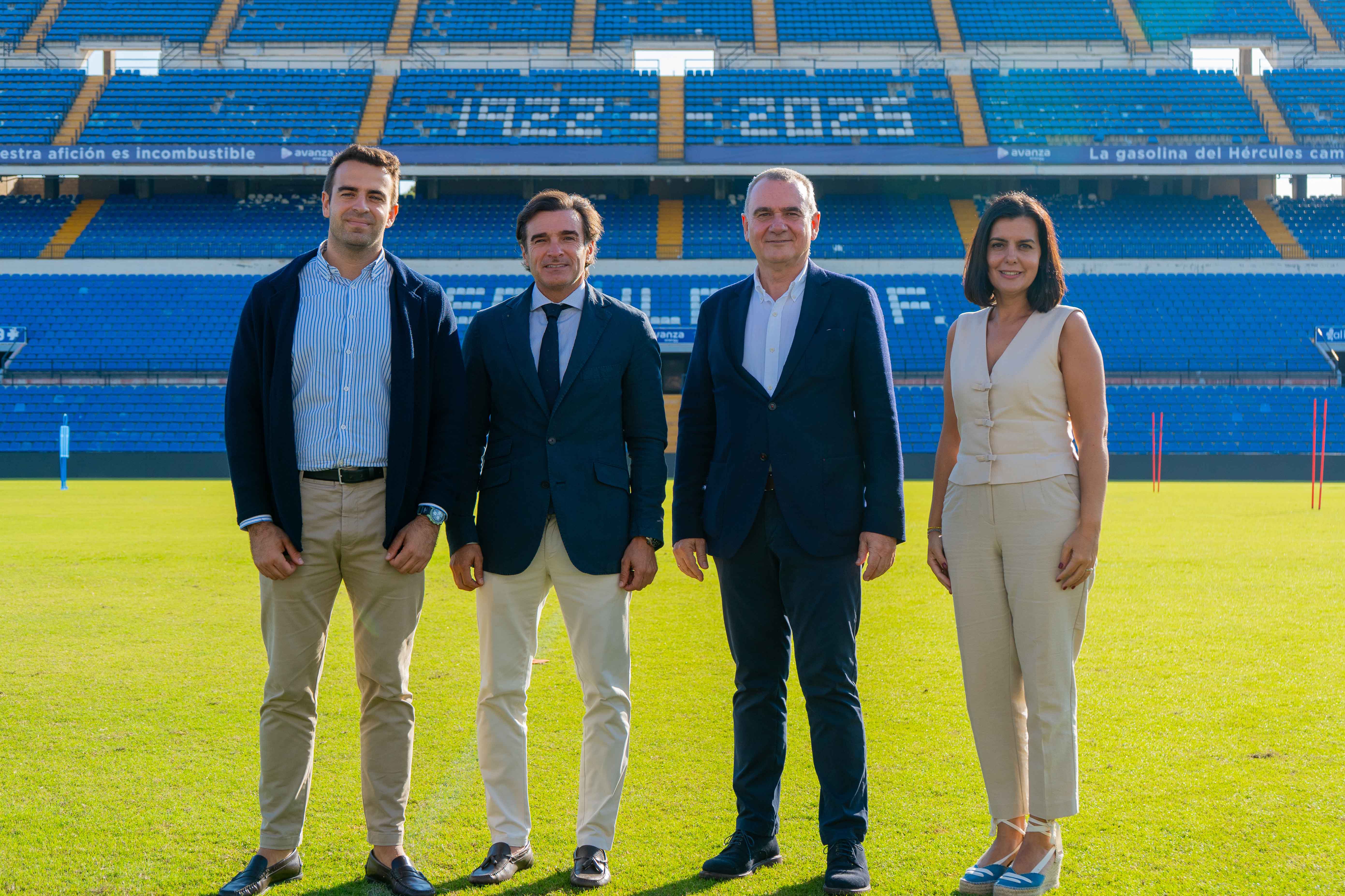 Benigar y el Hércules siguen recorriendo kilómetros juntos.